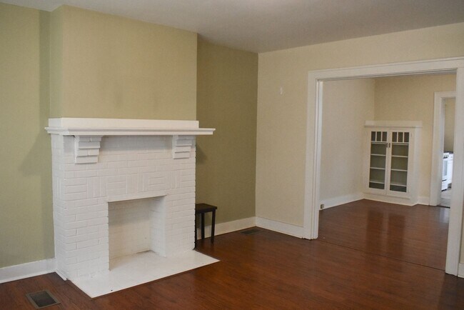 Building Photo - 1629 Nevada St
