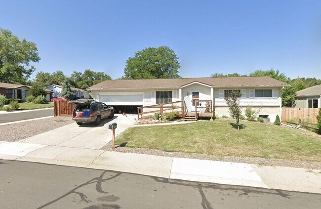 Primary Photo - 9025 Cody Cir