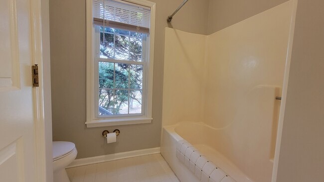 Building Photo - 24 Chipmunk Court