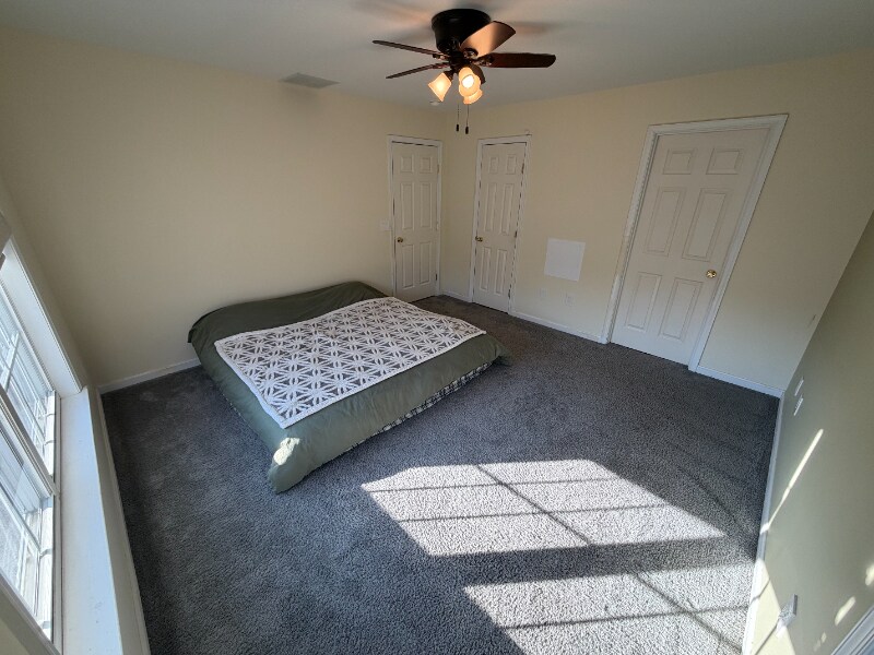 Building Photo - 52 Fox Run Dr