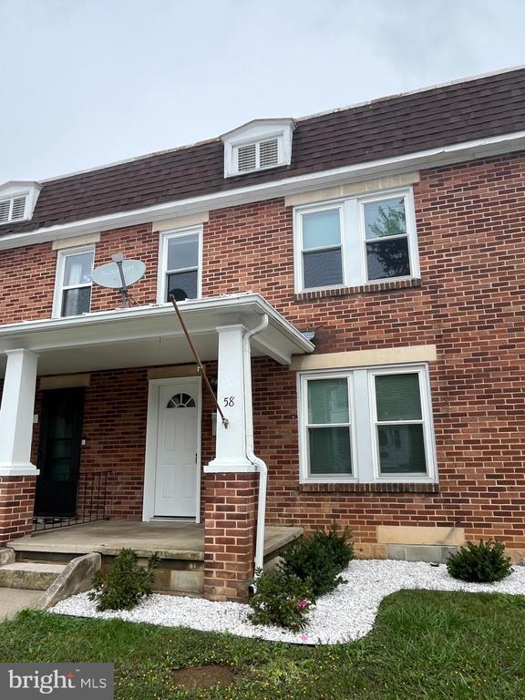 Building Photo - 58 W Green St