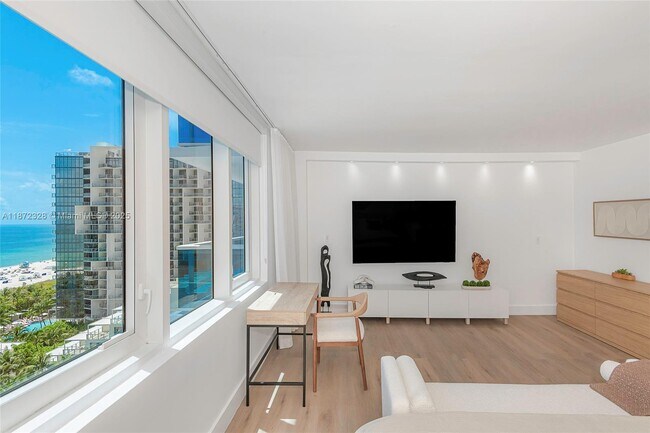 Building Photo - 2301 Collins Ave