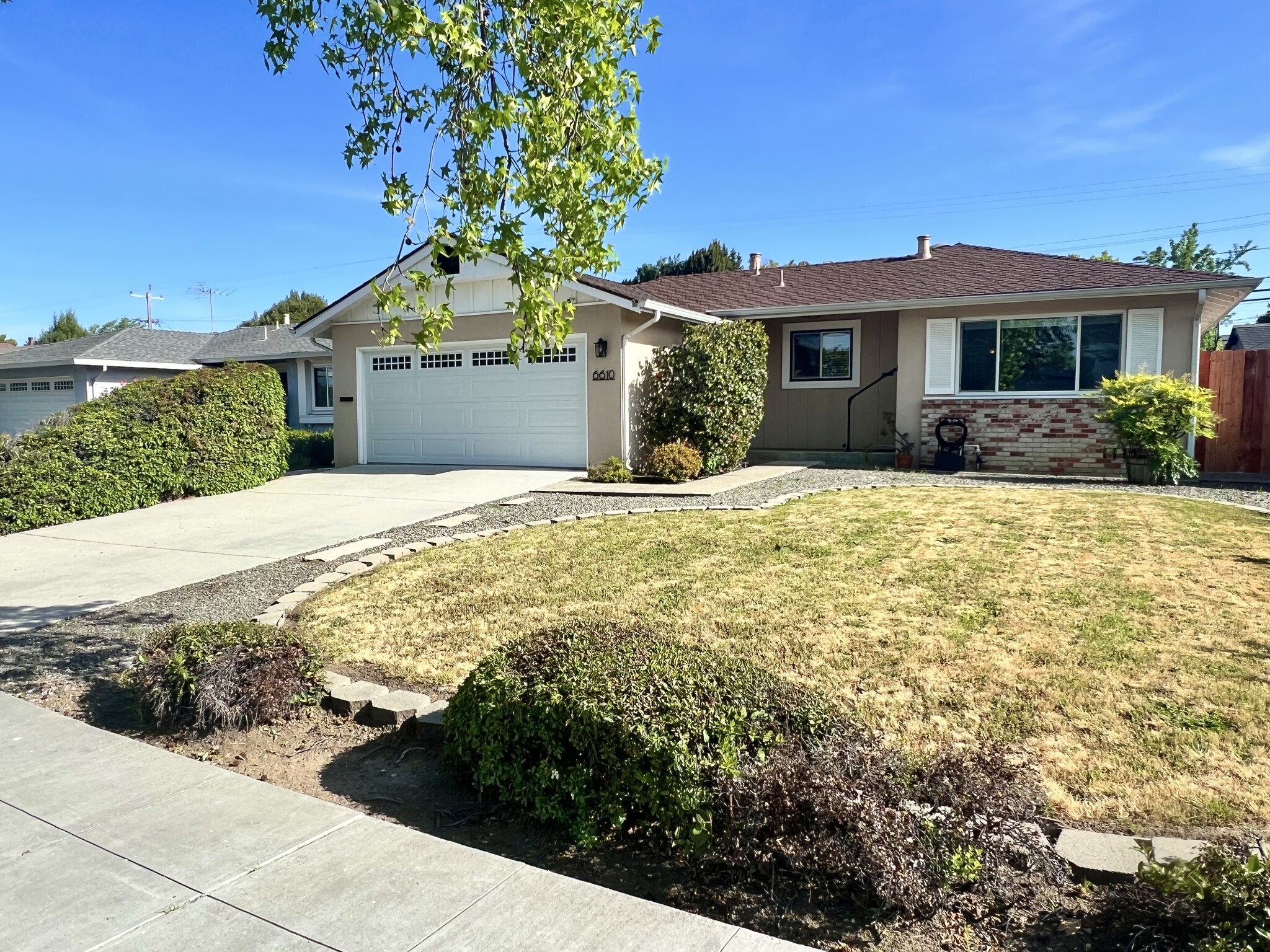 Building Photo - 6610 Canterbury Ct