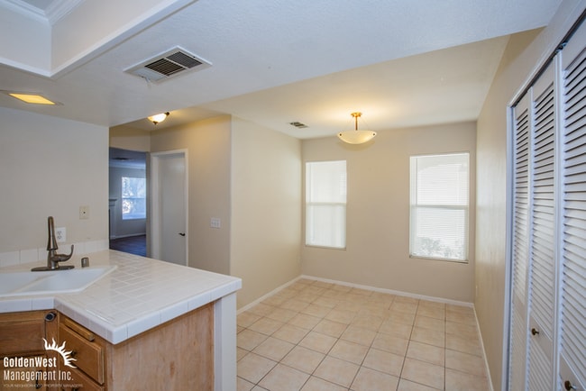 Building Photo - Spacious 3Bdm 2.5Ba Two-Story Home next to Queensridge!