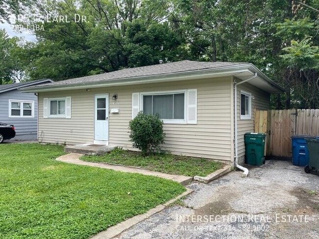 Building Photo - 10537 Earl Dr