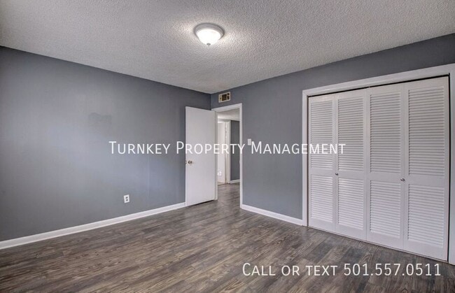 Building Photo - 7305 Kentucky Ave