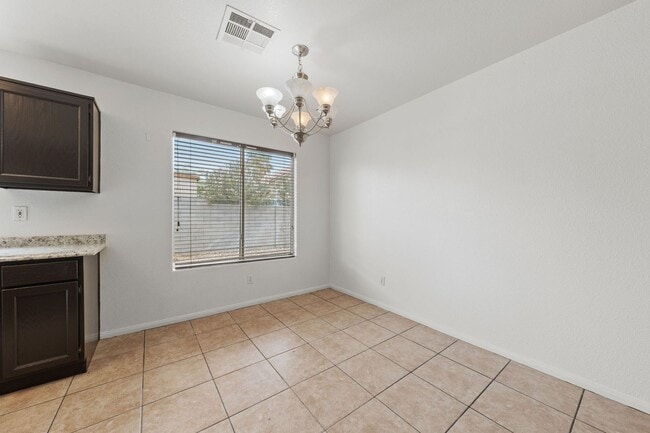 Building Photo - Spacious 4-Bedroom Home on Oversized Lot –...