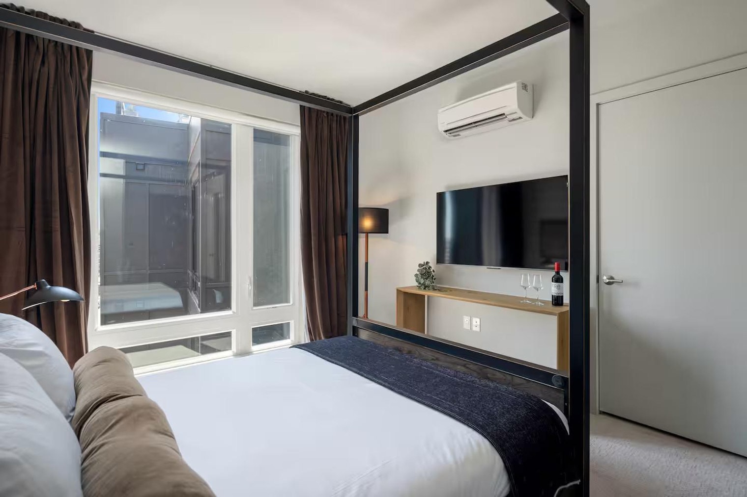 Building Photo - 51 S Broadway