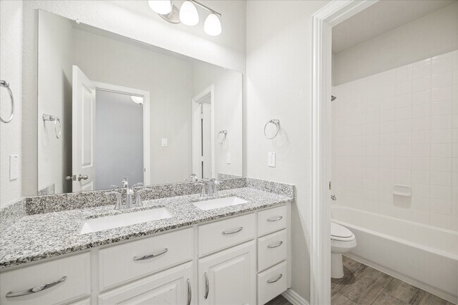 Building Photo - 28418 Asher Falls Ln