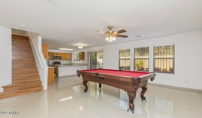 Building Photo - 9446 W Virginia Ave