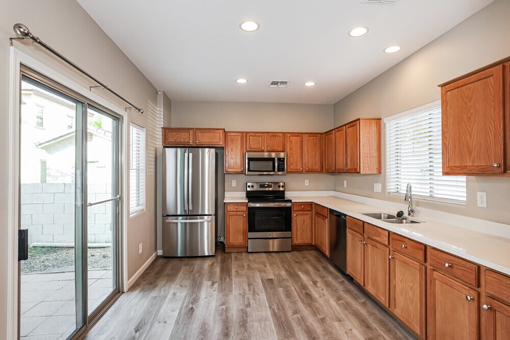 Building Photo - 10239 W Via Del Sol