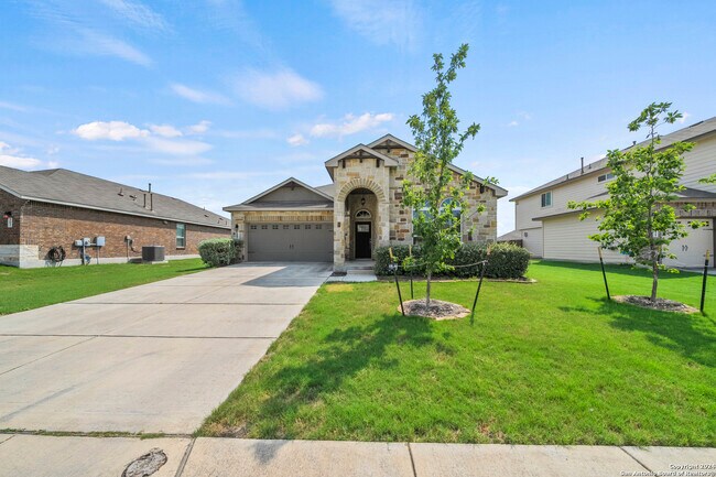 Building Photo - 307 Limestone Creek