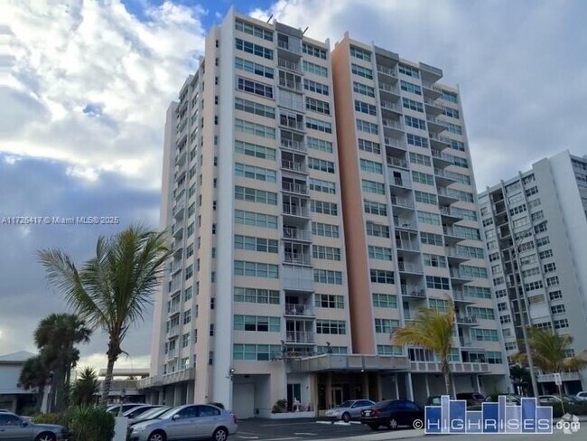 Building Photo - 1400 S Ocean Dr