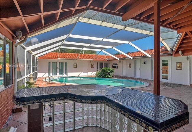 Building Photo - 17320 SW 89th Ave