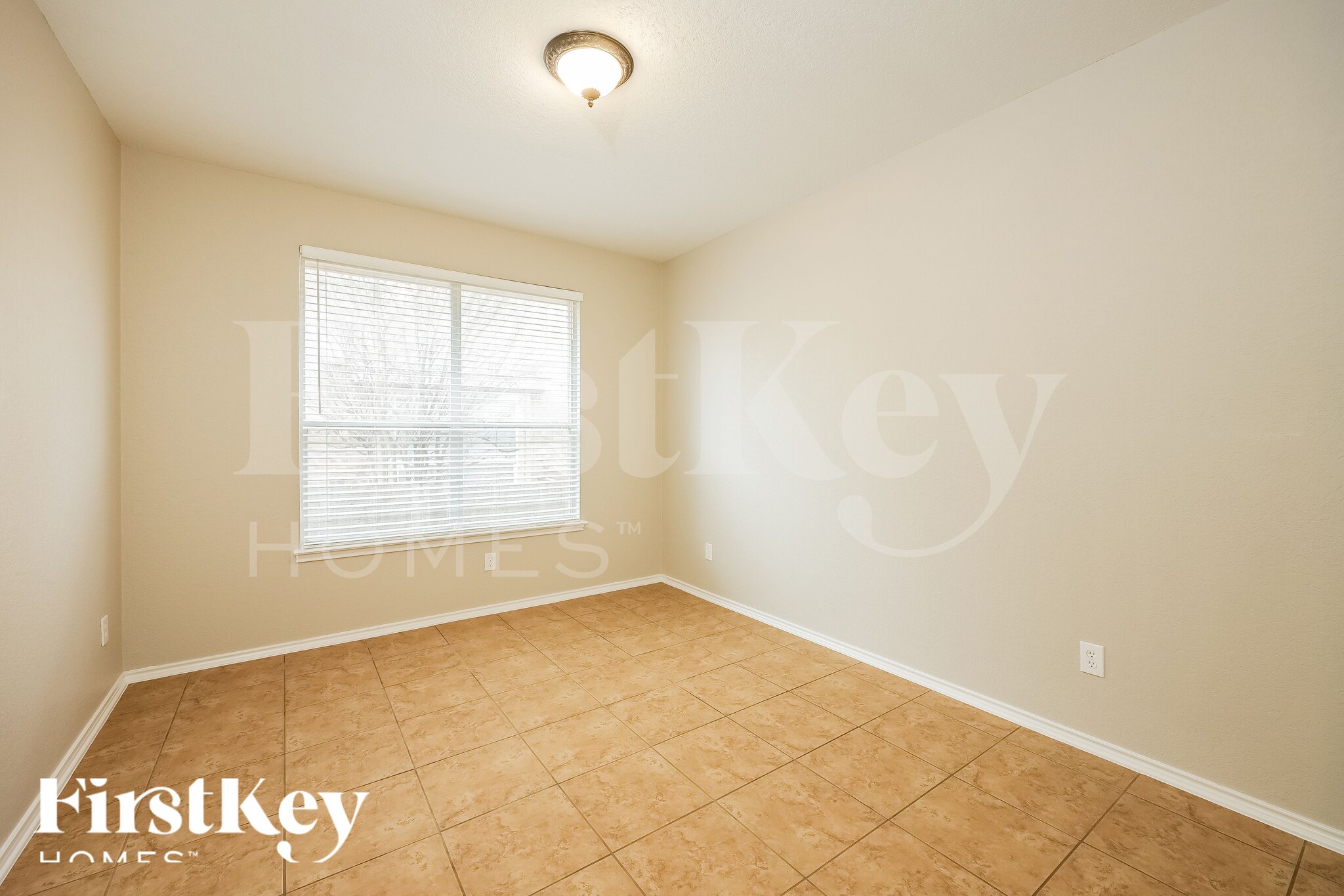 Building Photo - 6203 Palmetto Way