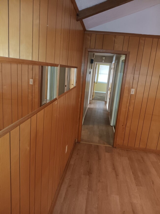 Building Photo - John F Kennedy