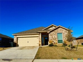 Building Photo - 3103 Seeker St
