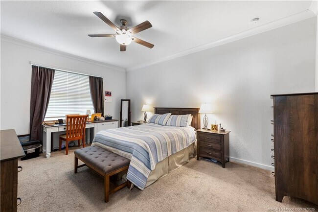 Building Photo - 7461 SW Harbor Cove Dr