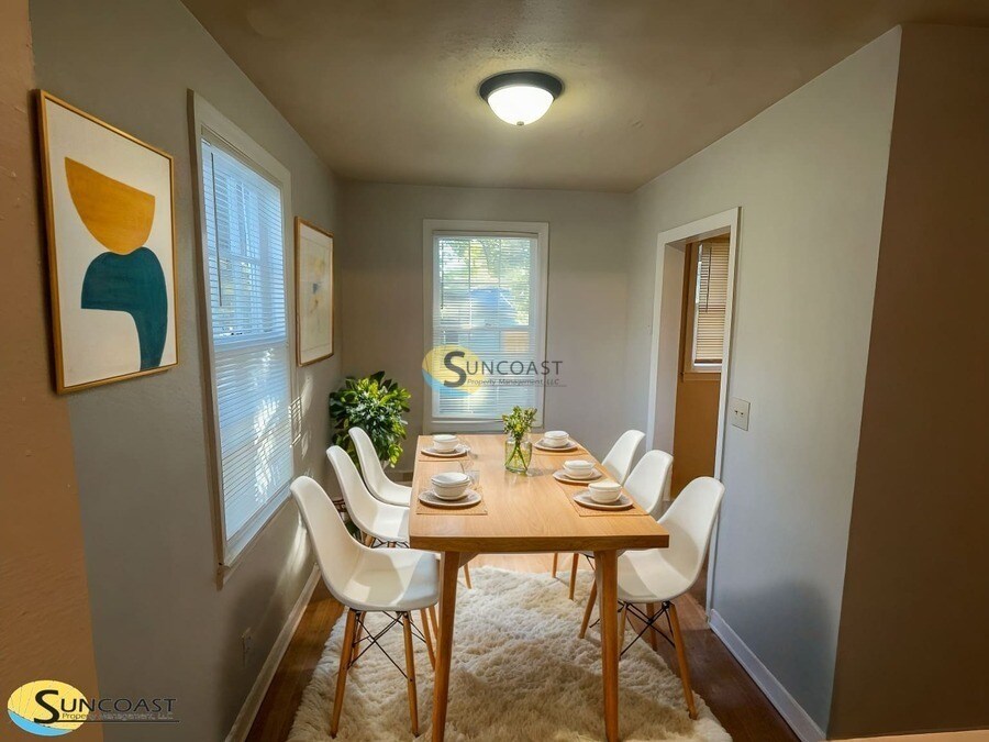 Building Photo - 1291 Randolph St