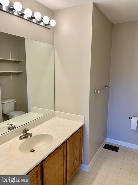 Building Photo - 6149 Stonehenge Pl