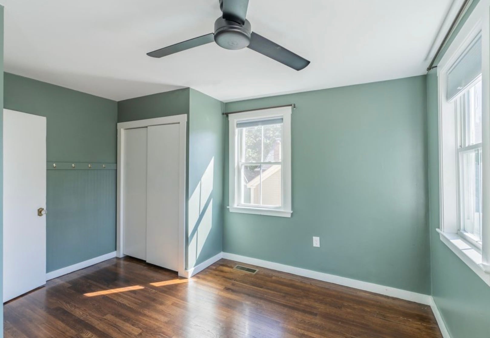 Second bedroom - 449 High St