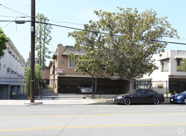 Primary Photo - The Terrace Apartments