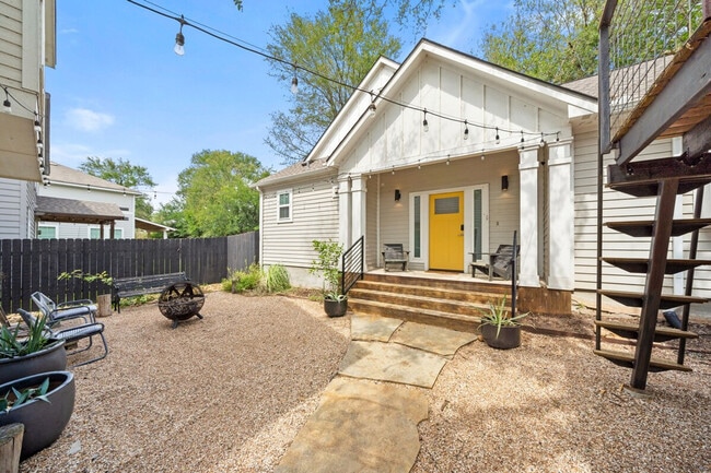 Building Photo - 1307 Fort Branch Blvd