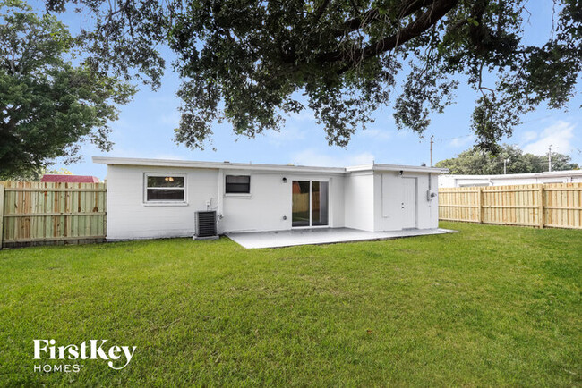 Building Photo - 10759 109th Way