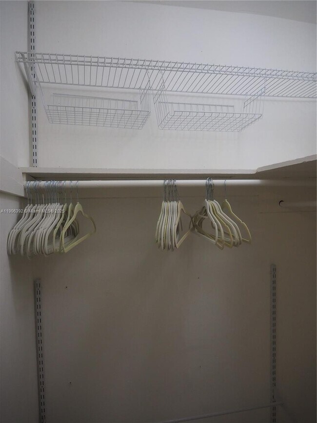 Building Photo - 75 Washington Ave