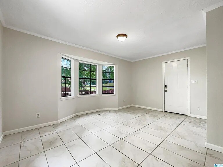 Building Photo - 1012 Christopher Dr