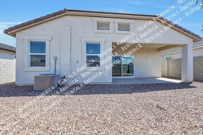 Building Photo - 18436 W Artemisa Ave