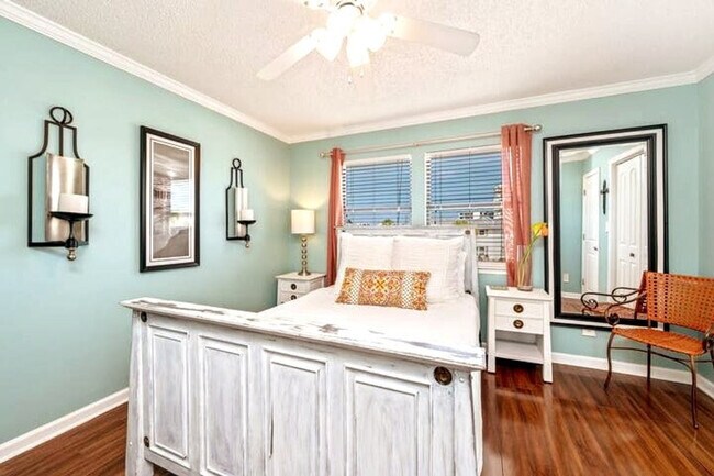 Building Photo - 149 Durango Rd