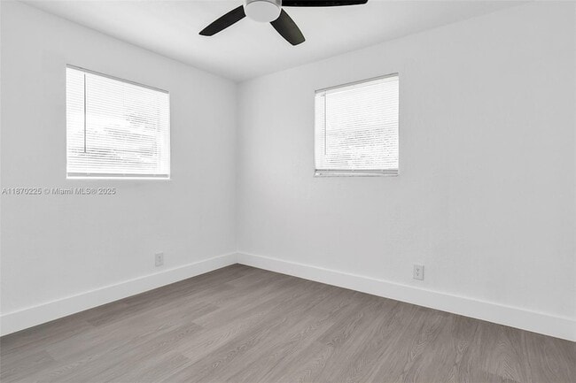 Building Photo - 1402 NW 19th St