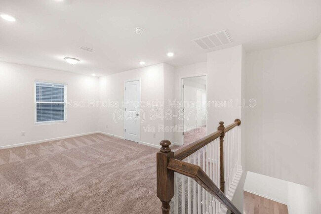 Building Photo - 240 Harpers Run Ln