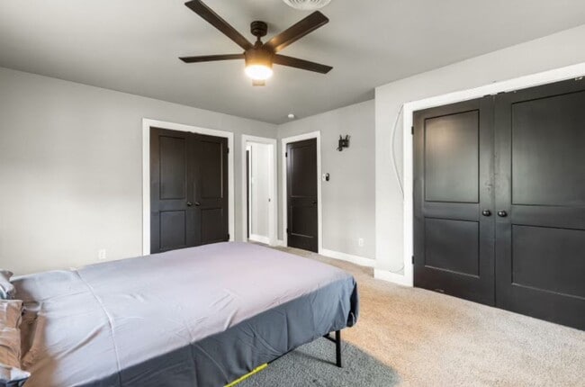 Building Photo - Fully Furnished Room for Rent- $550- Loren...