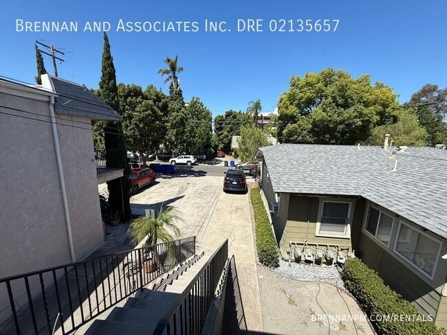 Building Photo - 4217 1/2 3rd Ave.-