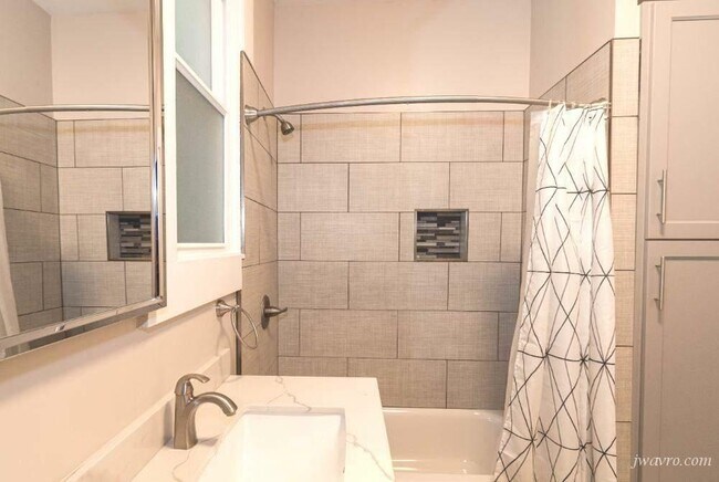 Building Photo - 2268 Bryant St