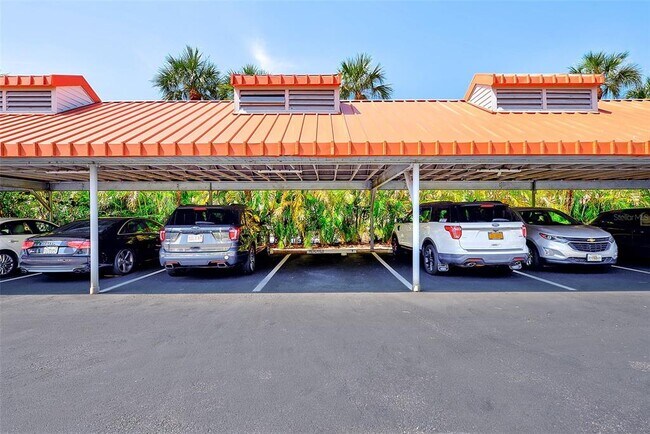 Building Photo - 557 Pinellas Bayway S