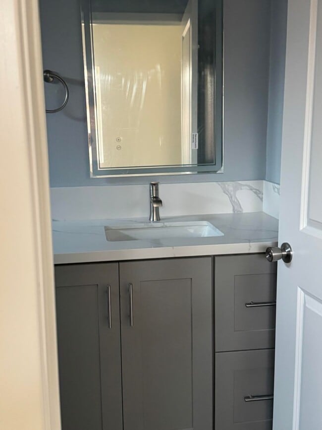 Building Photo - Brand New Construction - Great Fountain Va...
