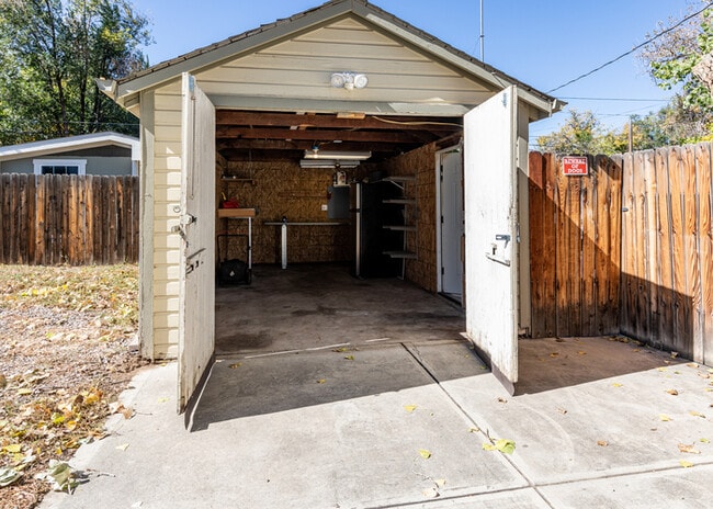 Building Photo - 4319 S Logan St