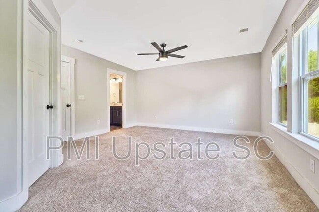 Building Photo - 1069 Millison Pl