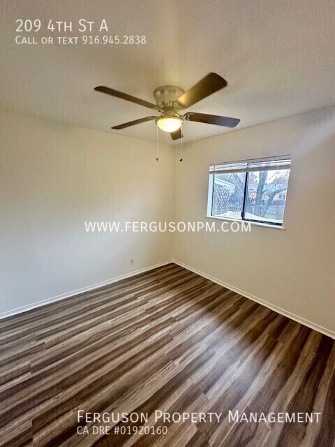 Building Photo - Cute Two Bedroom Duplex in Wheatland