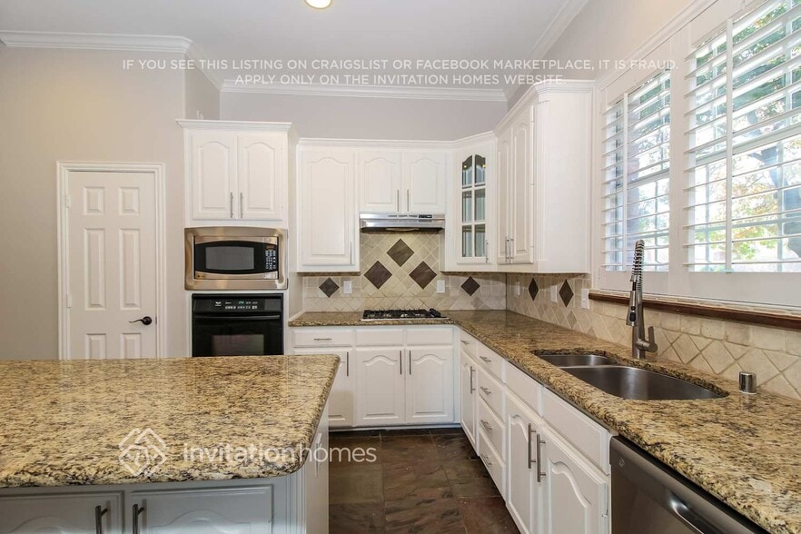 Building Photo - 6020 Madera Ct