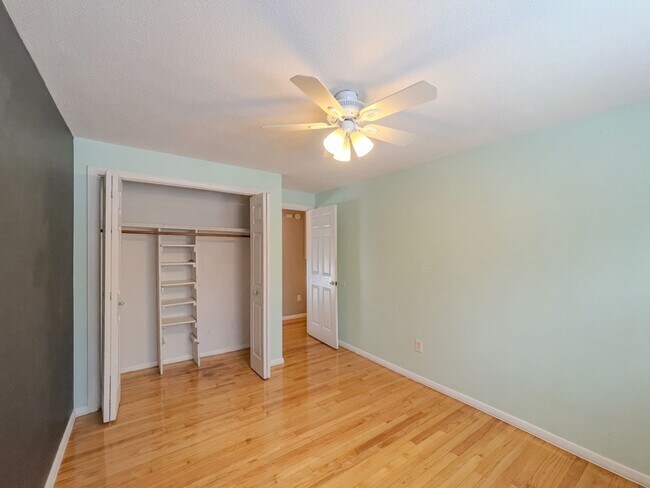 Building Photo - Spacious 4BR/2.5BA/2Car Garage Home with Finished Basement & Hardwood Floors – Gales Ferry