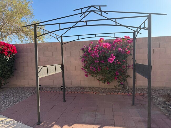 Building Photo - 13313 W Rovey Ave