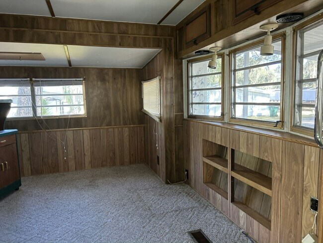 Building Photo - 38706 Daughtery Rd