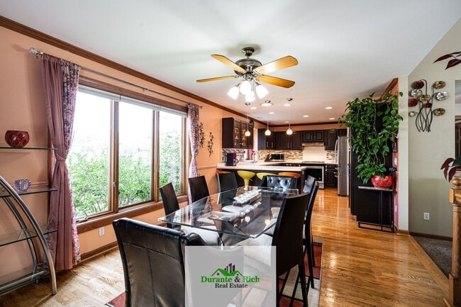 Building Photo - Beautiful 3 bedroom 2 Bath in the Perfect ...