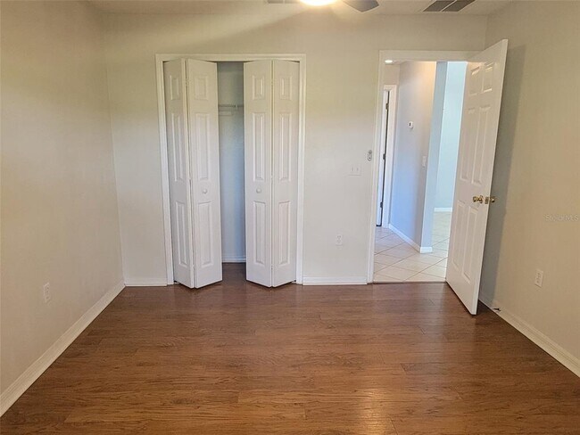 Building Photo - 386 Cello St