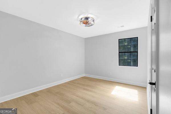 Building Photo - 4161 Windermere Dr