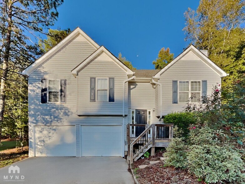 Primary Photo - 251 Cedars Glen Cir